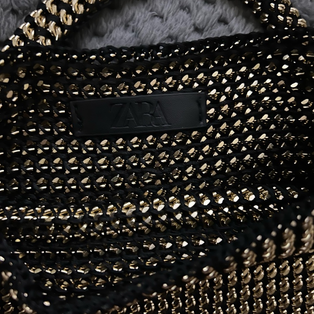COPY - Zara Gold Mesh chain shoulder bag.